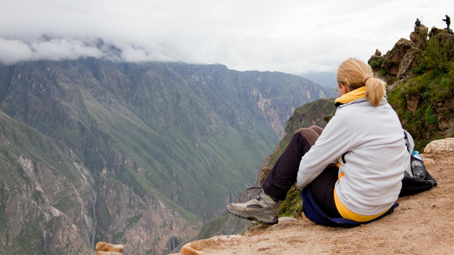 Turista en Cañón del Colca, Arequipa