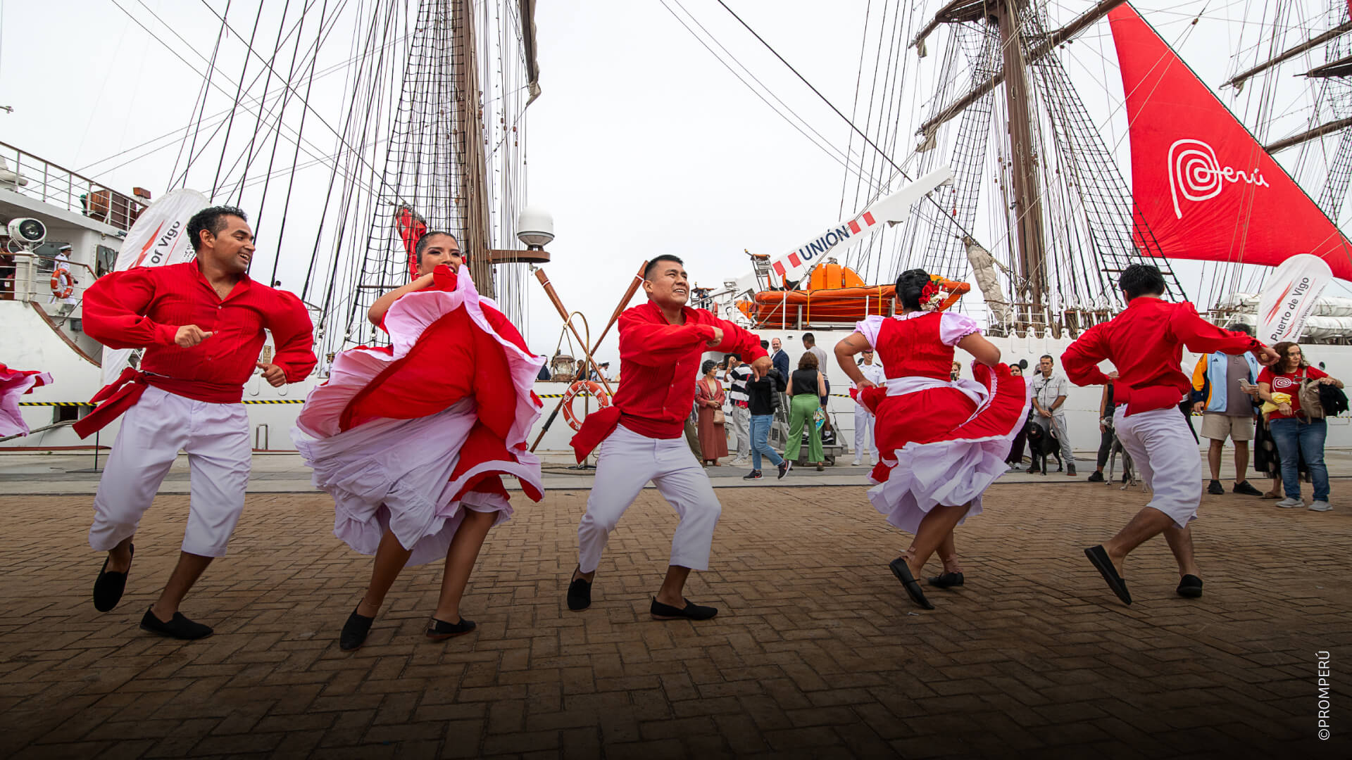 bap-union-orgullo-peruano-en-el-puerto-de-vigo-desktop