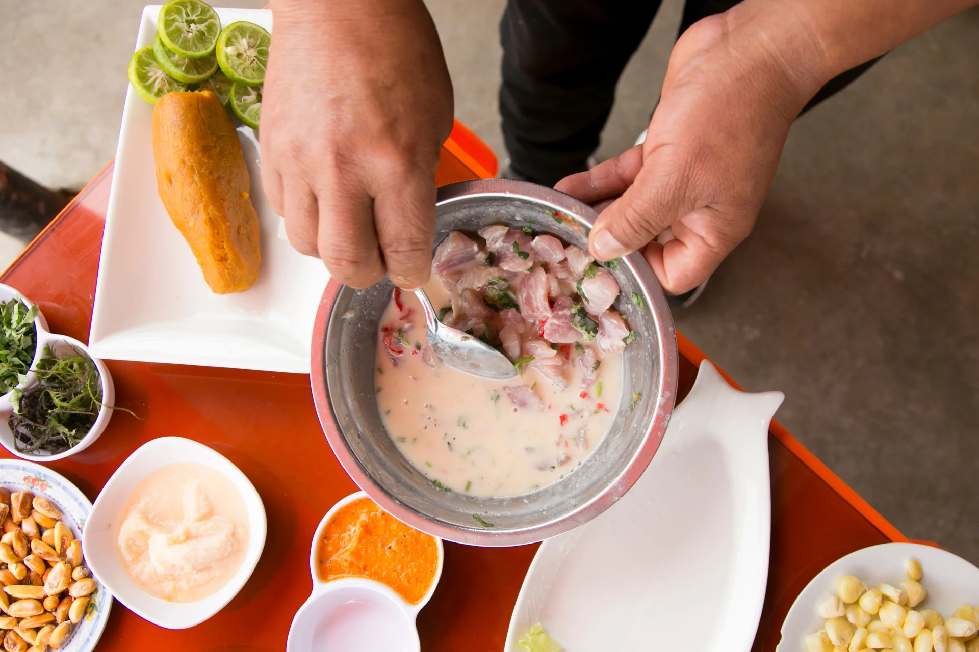 Exquisito Perú: Tour del mercado de Lima y clase de cocina de ceviche con pisco sour