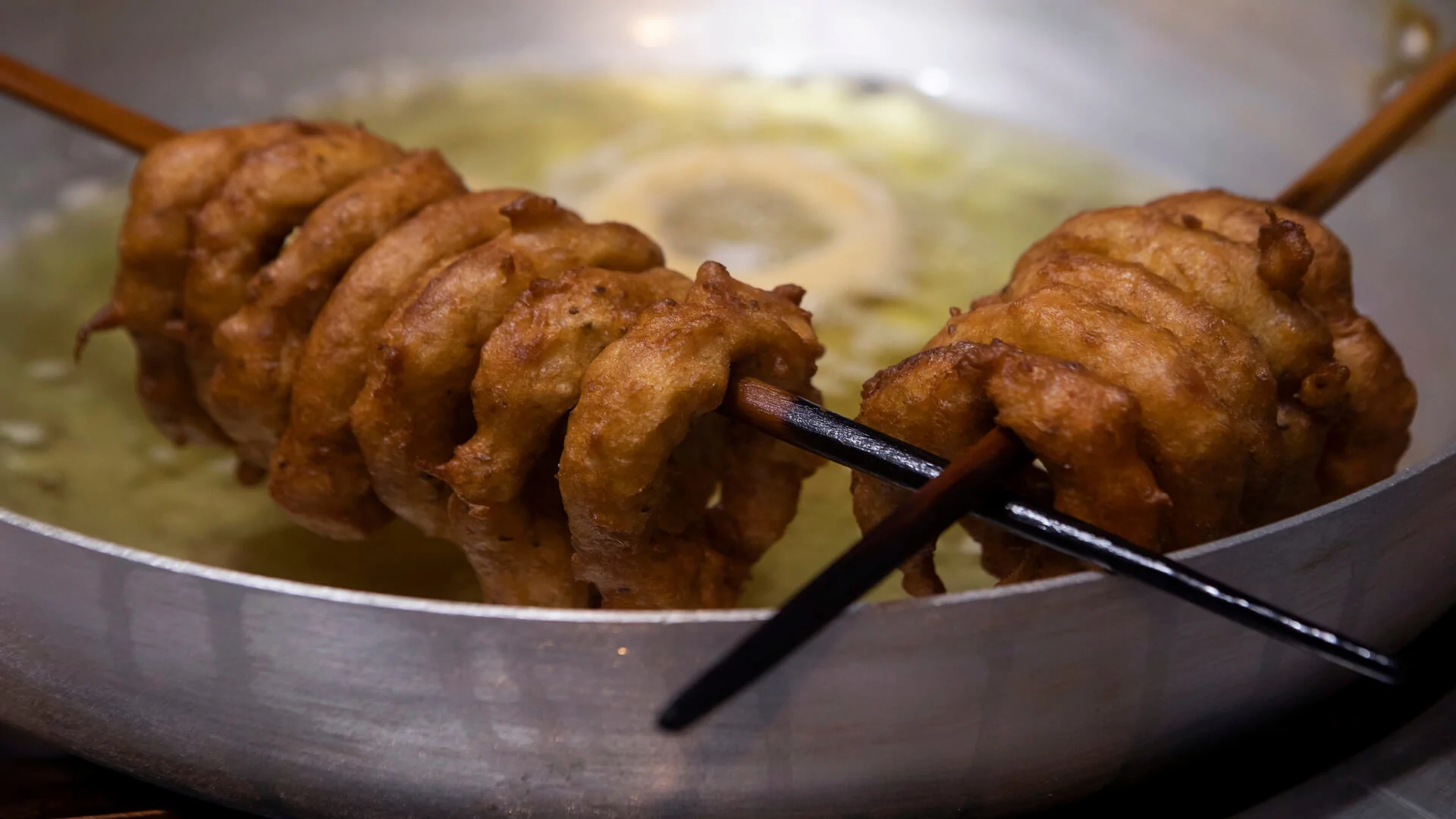 Exquisito Perú: Comida callejera, mercado y huariques antiguos